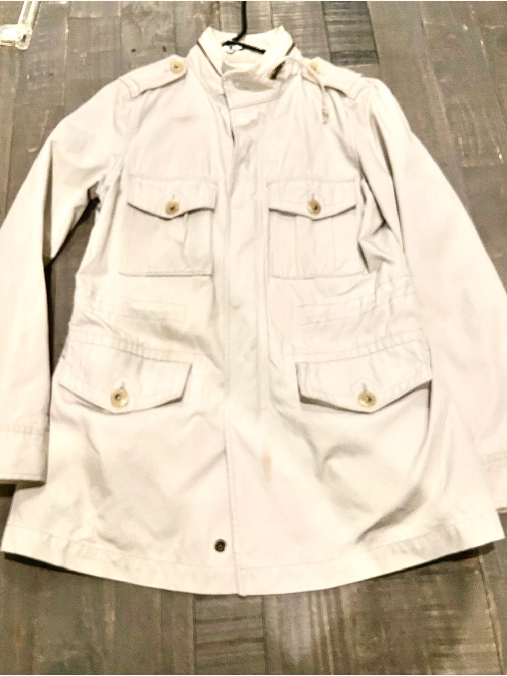 Women’s Banana Republic Light Cream safari Jacket